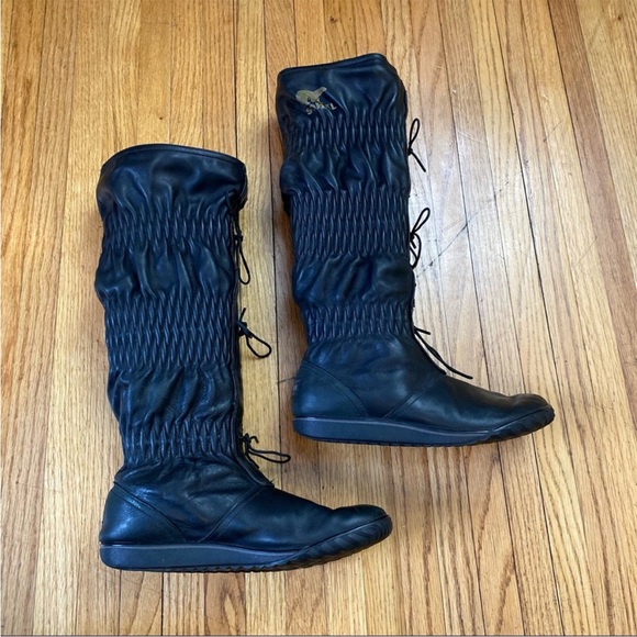 SOREL Black Leather Ruched Winter Boots - Picture 10 of 10